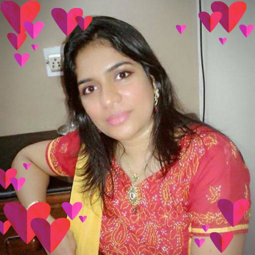 Meet your Posher, Munira